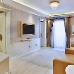 Emirhan Palace Hotel *