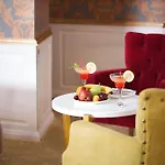 Hotel Emirhan Palace